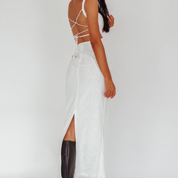 NWT, Selfie Leslie Dream Crush Lace-Up Back Mesh Overlay Midi Dress White - Picture 3 of 10